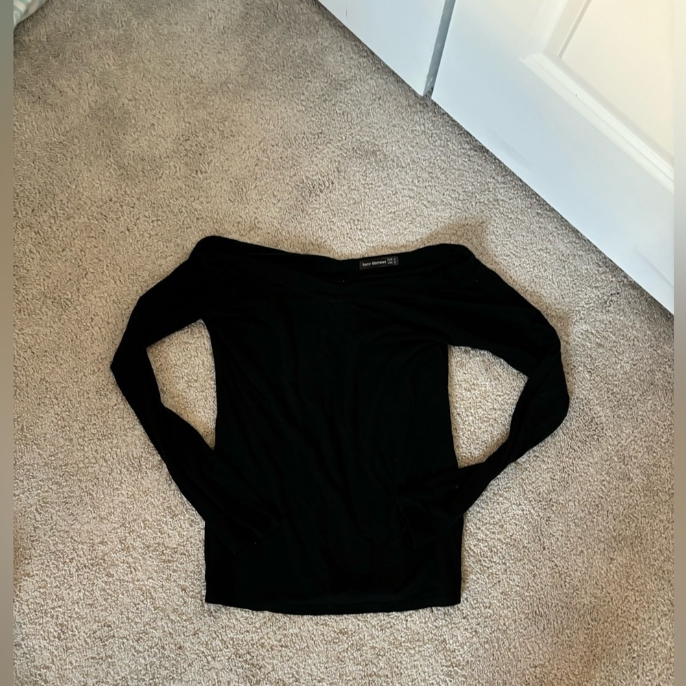 off the shoulder long sleeve